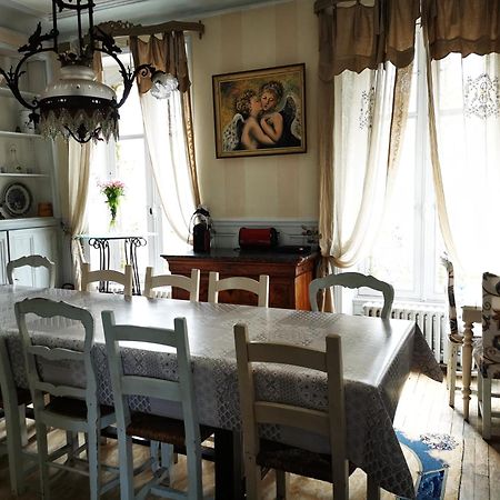 La Chasse Royale Hotell Plailly Eksteriør bilde
